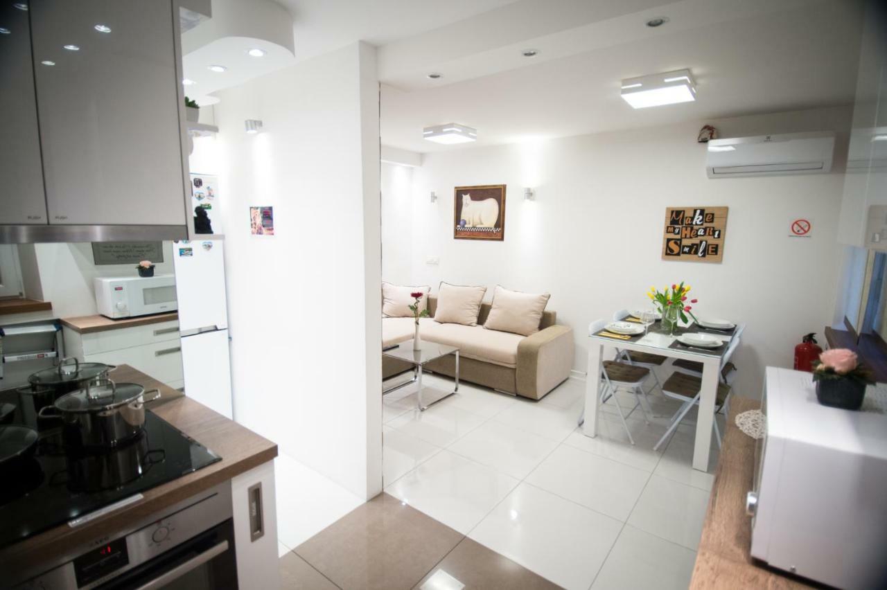 First Floor Flat (Adults Only) Daire Ljubljana Dış mekan fotoğraf